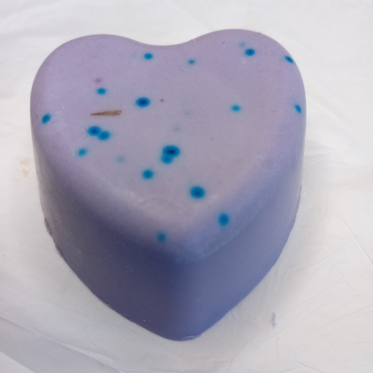 Herz aus duftender Fliederseife ca. 70g