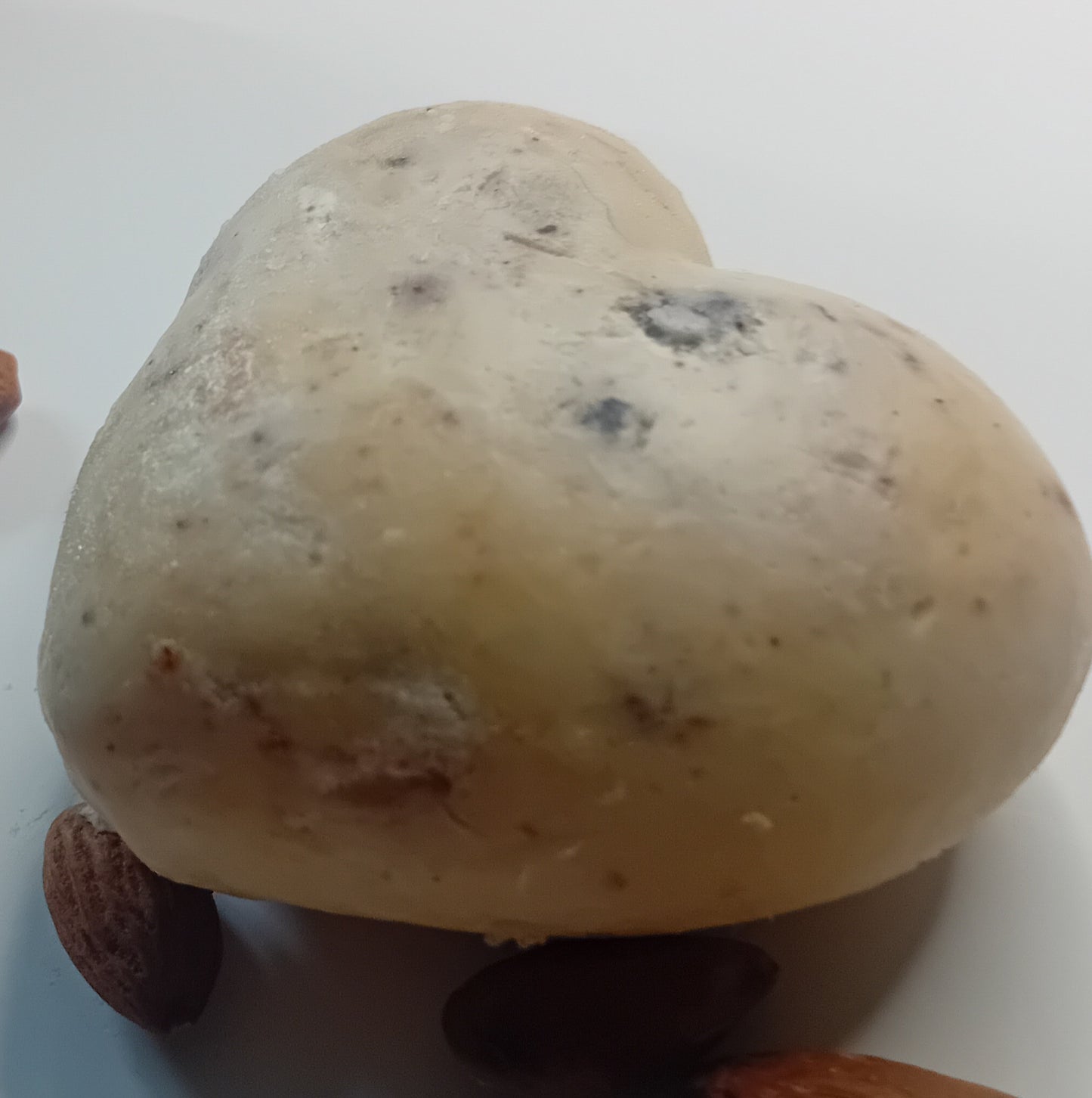 Familienset Mandel (6 x 70g Herzen,2 x100g 3D Herz,3 x 30g Gästeseifen) SPARE 8,00€